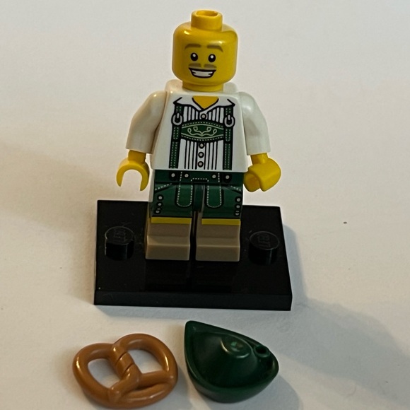 Lego Collectible Minifigs: Lederhosen Guy-Tribal Woman-Flying Warrior-Plant Mon. - Picture 3 of 8